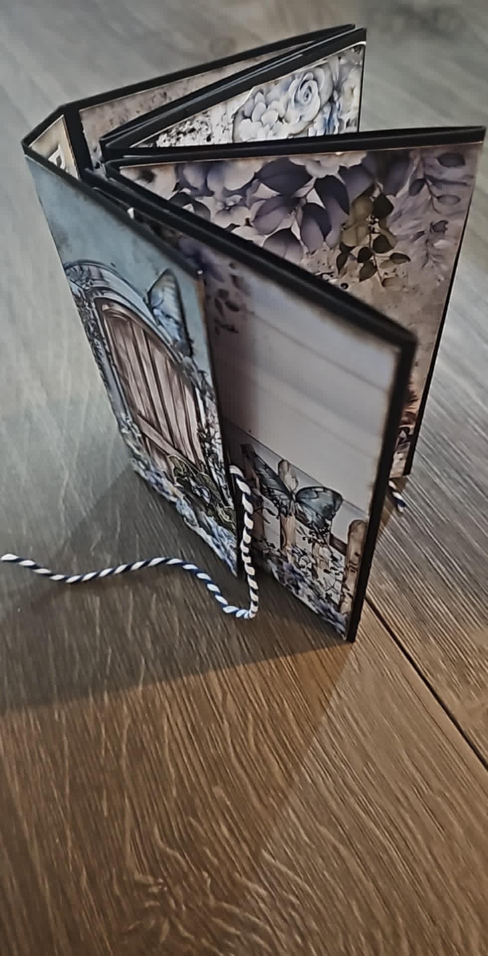Chch Papercraft Show - Mini Class with Jo from 3Quarter Designs - Tuck & Play Mini Album - The Crafty Kiwi