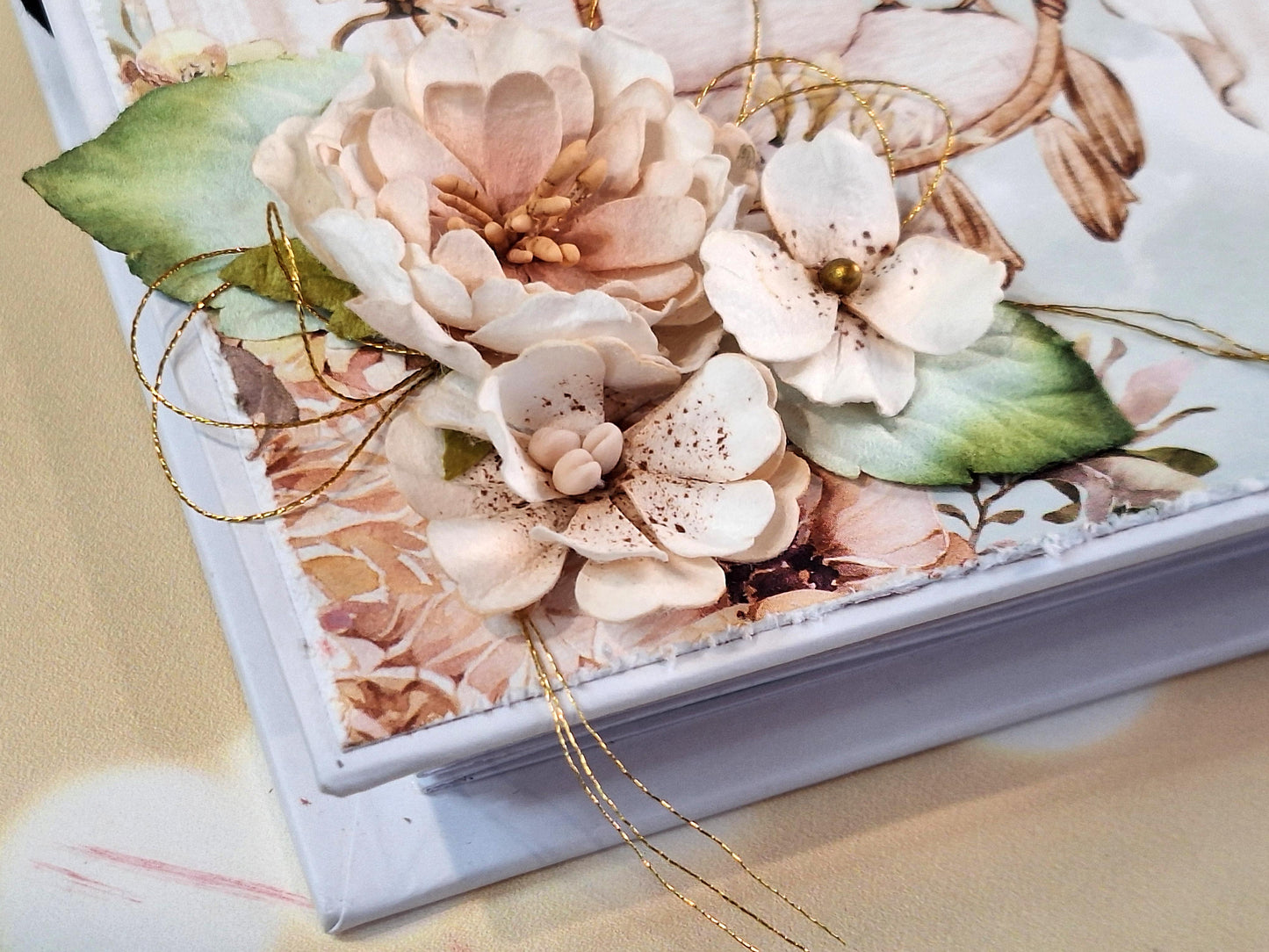 The Crafty Kiwi - Accordion Album Kit - By Annemarie